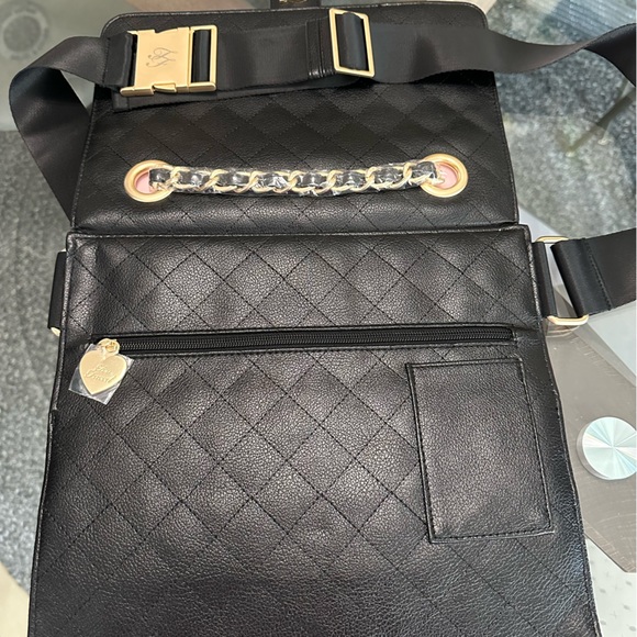 Sac Porte Brushing pour professionnel Makeup
Marque Too Faced - Picture 3 of 3